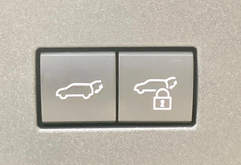 Toyota Land Cruiser Black