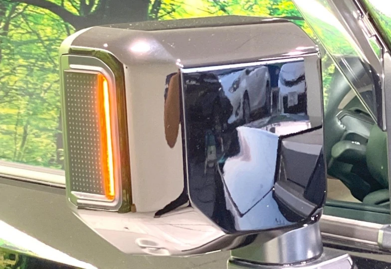 Toyota Land Cruiser Black