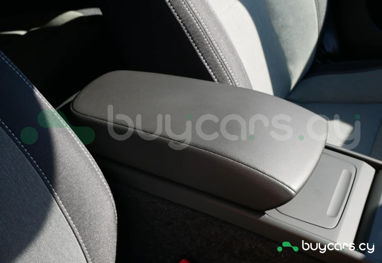 Volvo XC40 Серый