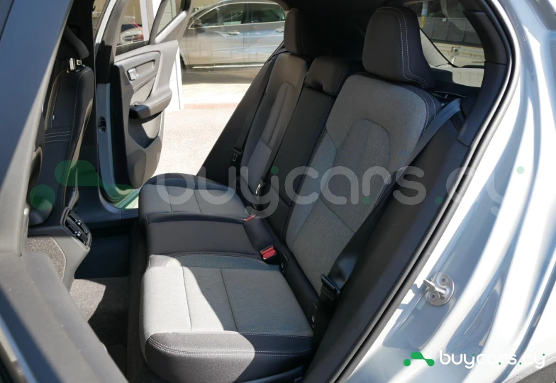 Volvo XC40 Серый