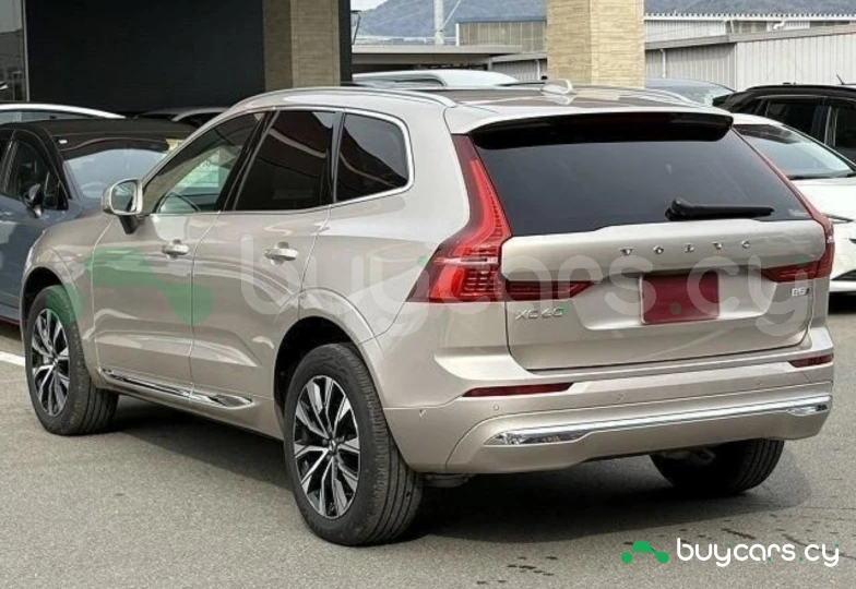 Volvo XC60 Бежевый