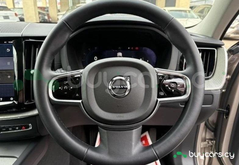 Volvo XC60 Бежевый