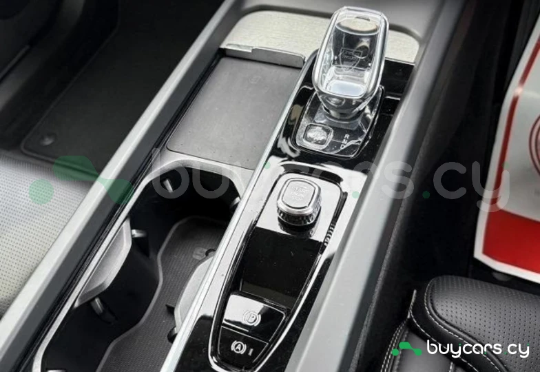 Volvo XC60 Бежевый