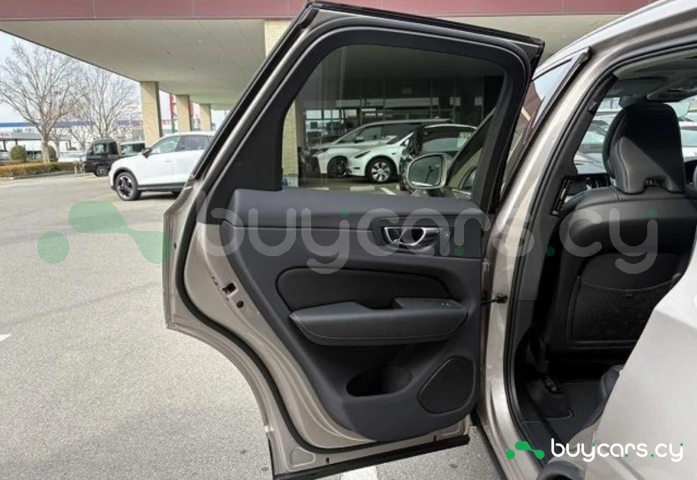 Volvo XC60 Бежевый