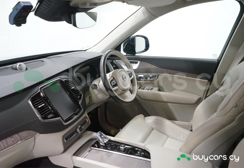 Volvo XC90 Серый