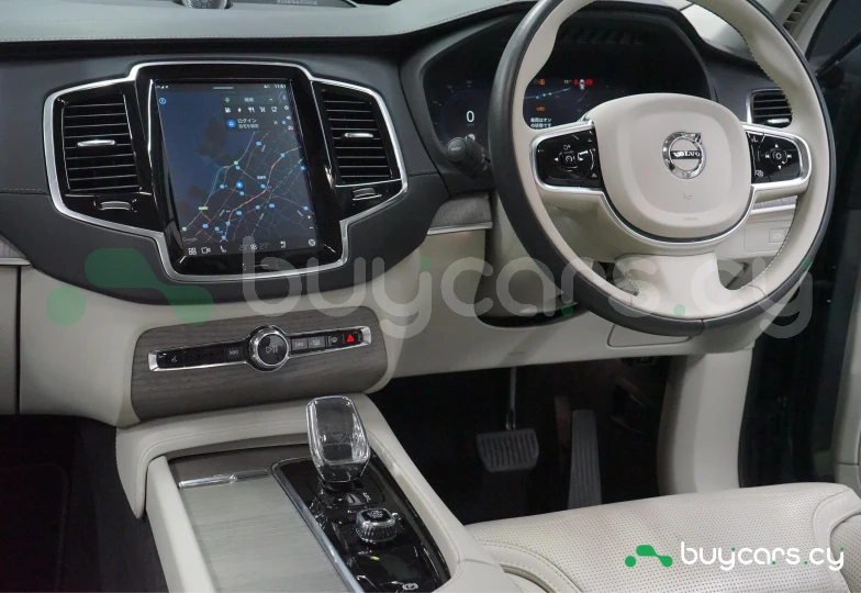 Volvo XC90 Серый