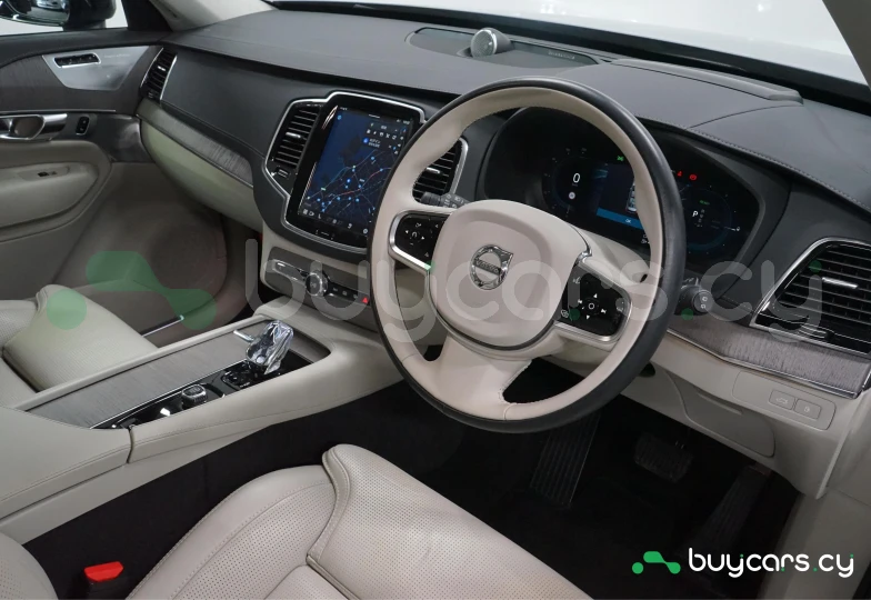 Volvo XC90 Серый