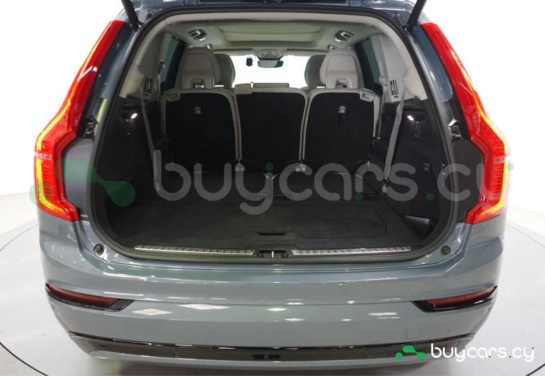 Volvo XC90 Серый