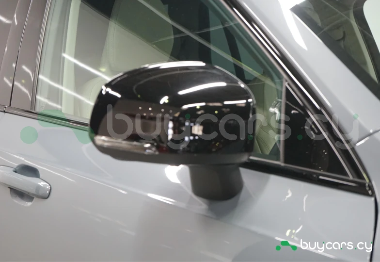 Volvo XC90 Серый