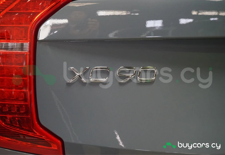 Volvo XC90 Серый