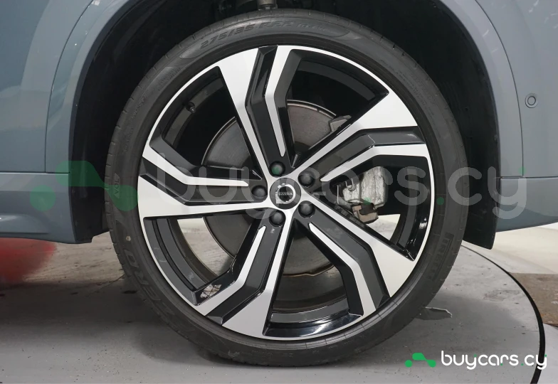 Volvo XC90 Серый