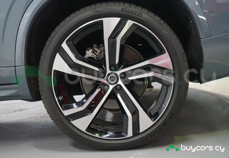 Volvo XC90 Серый