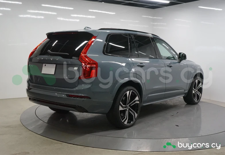 Volvo XC90 Серый