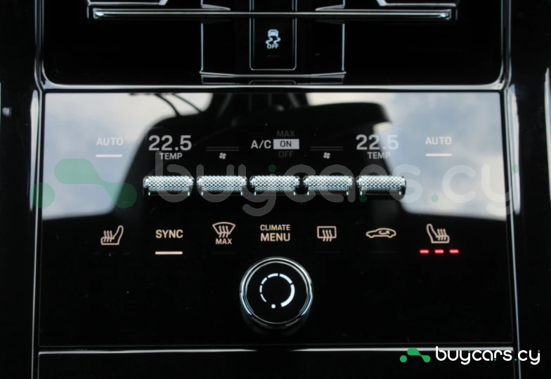 Porsche Panamera Черный