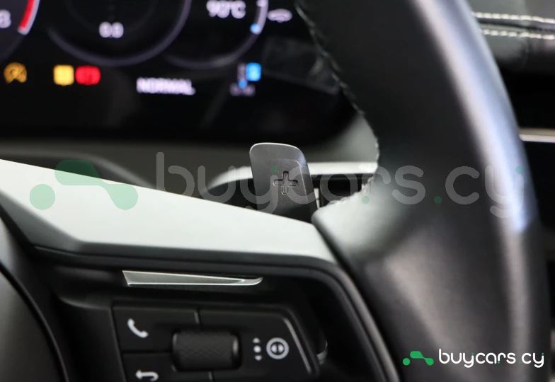 Porsche Panamera Серый