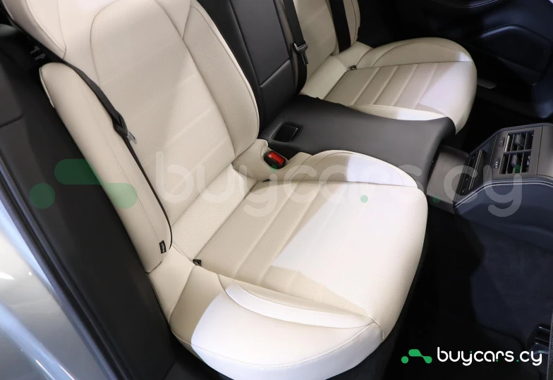 Porsche Panamera Серый