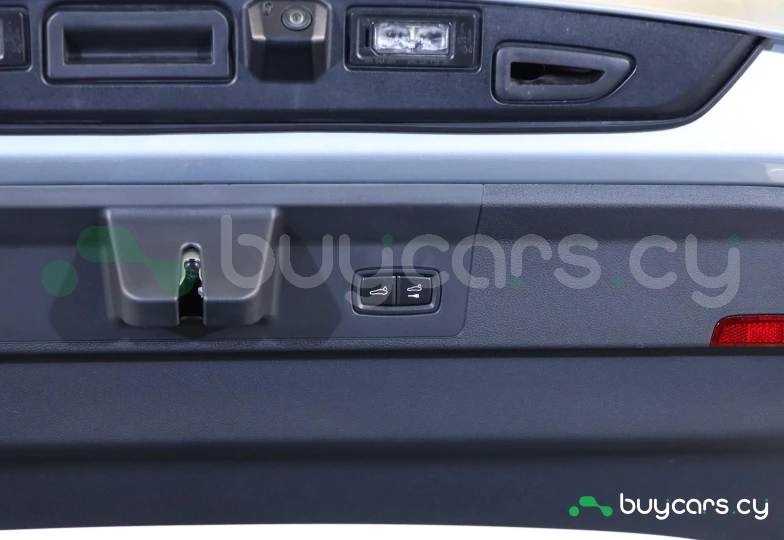 Porsche Panamera Серый