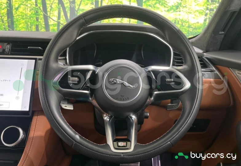 Jaguar F-Pace Коричневый