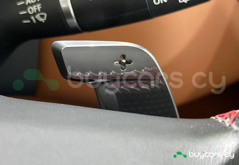 Jaguar F-Pace Коричневый