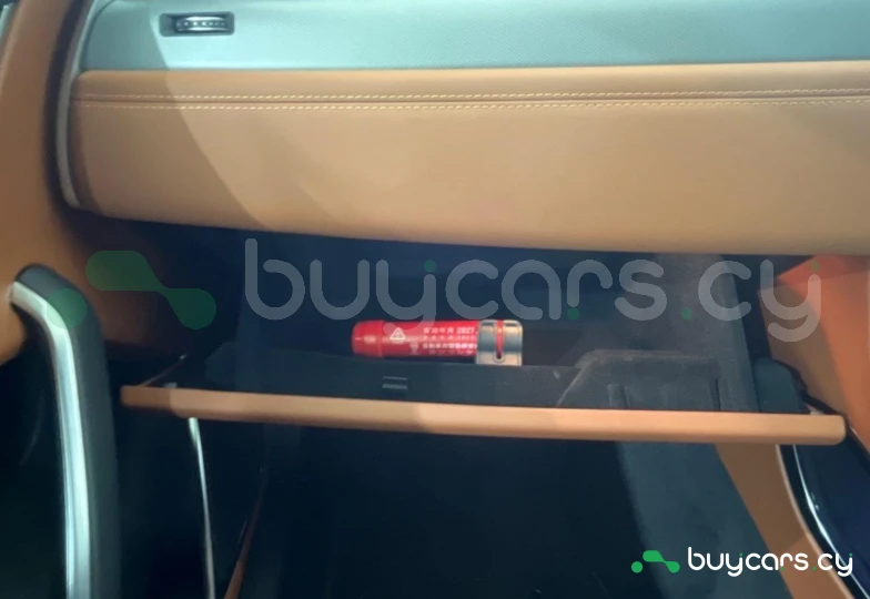 Jaguar F-Pace Коричневый