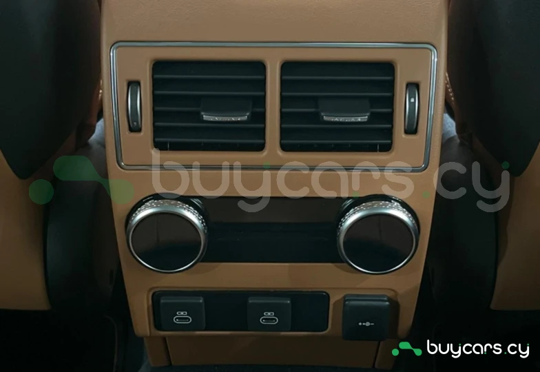 Jaguar F-Pace Коричневый