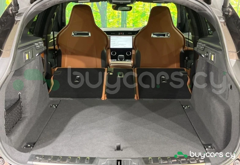 Jaguar F-Pace Коричневый