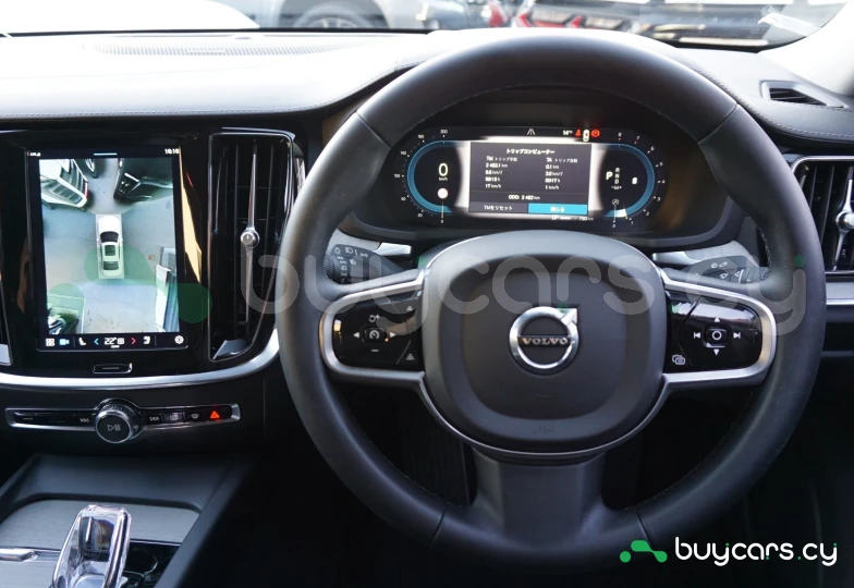 Volvo S60 Красный