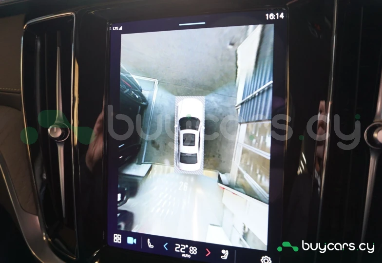 Volvo S60 Красный