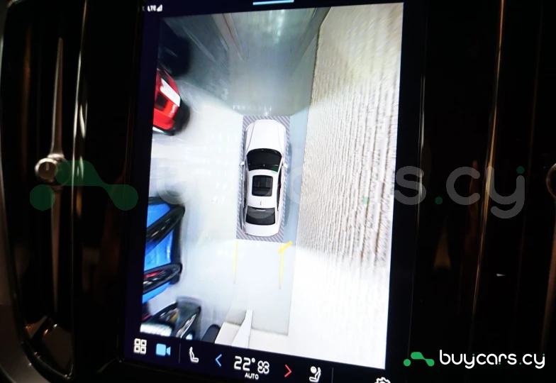 Volvo S60 Красный