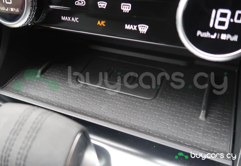 Jaguar F-Pace Серый