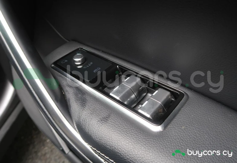 Jaguar F-Pace Серый