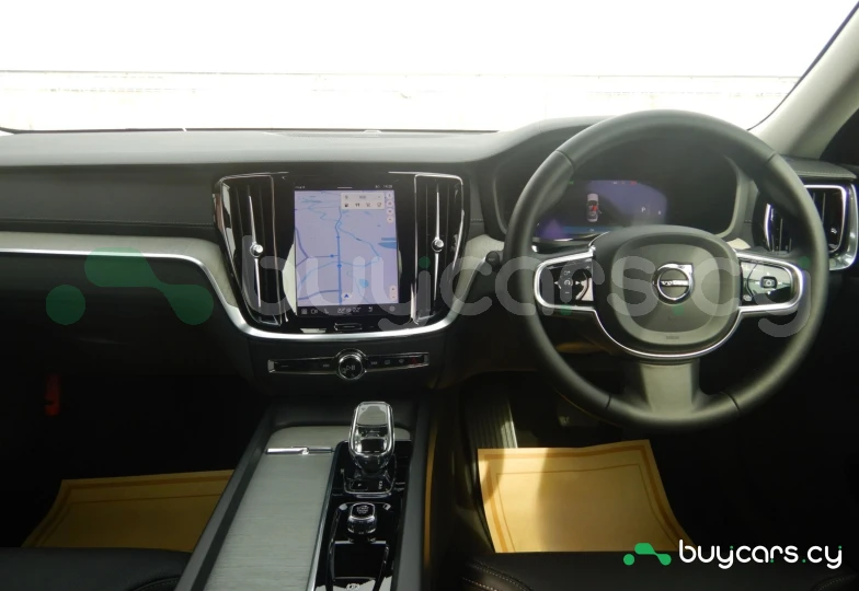 Volvo S60 Серый