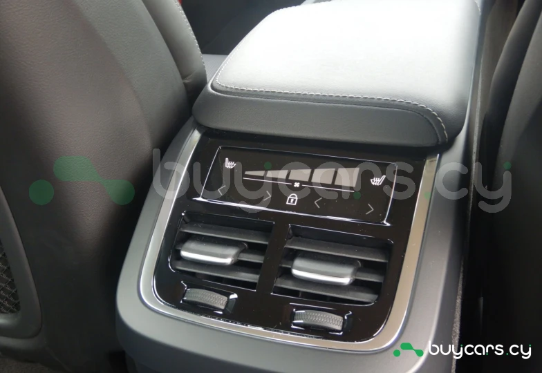 Volvo S60 Серый