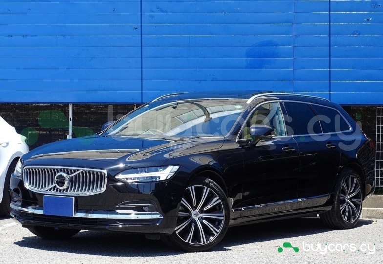 Volvo V90 Черный