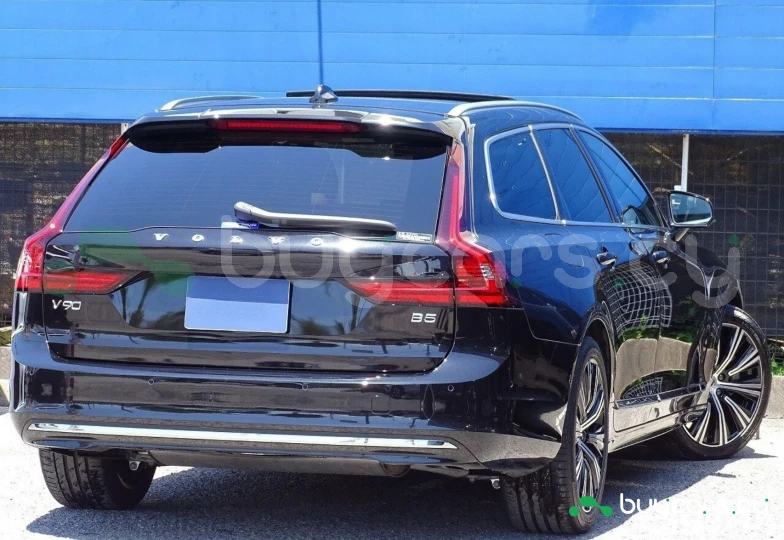 Volvo V90 Черный