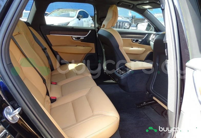 Volvo V90 Черный