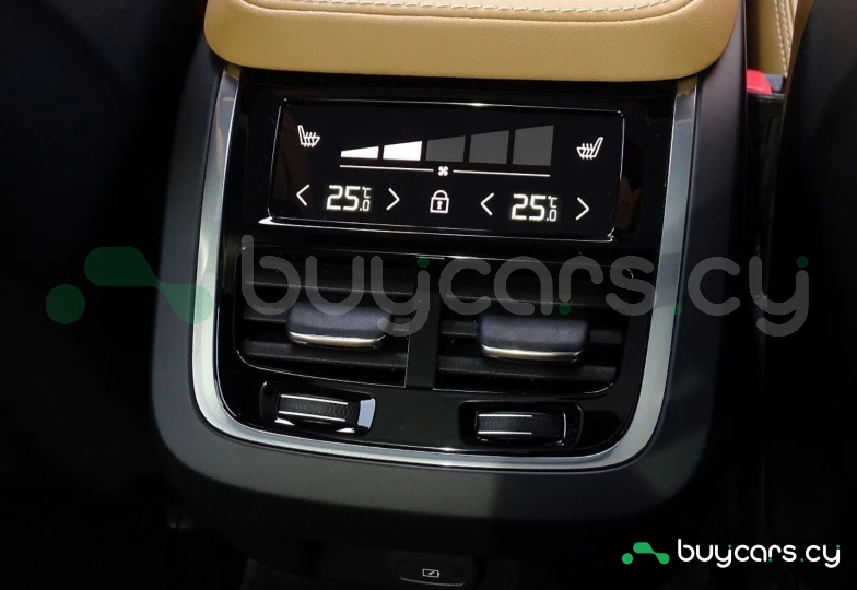 Volvo V90 Черный