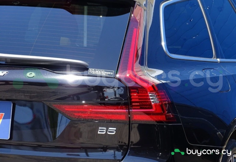 Volvo V90 Черный