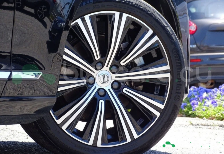 Volvo V90 Черный