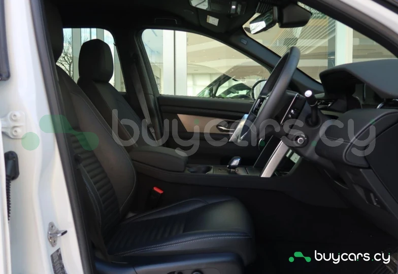 Land Rover Discovery Sport White