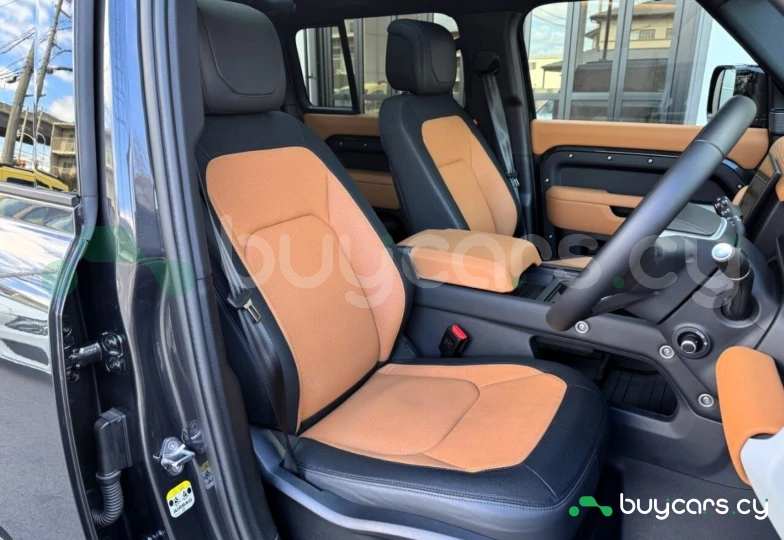 Land Rover Defender Grey