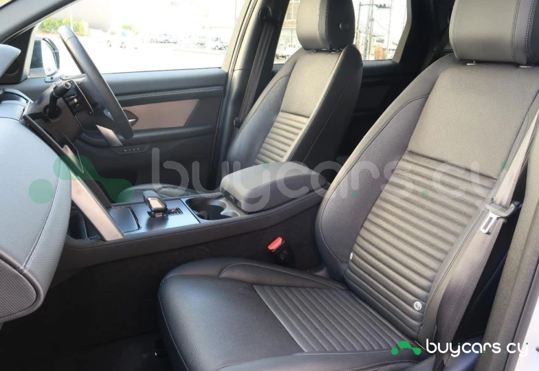 Land Rover Discovery Sport White