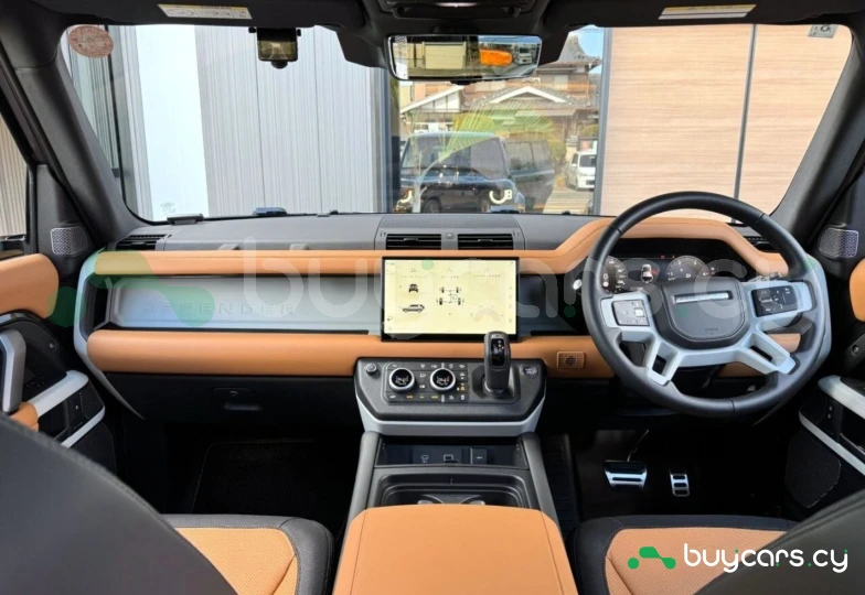 Land Rover Defender Grey