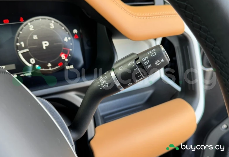 Land Rover Defender Grey