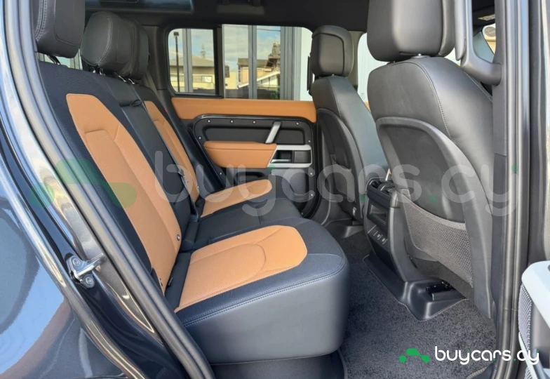 Land Rover Defender Grey