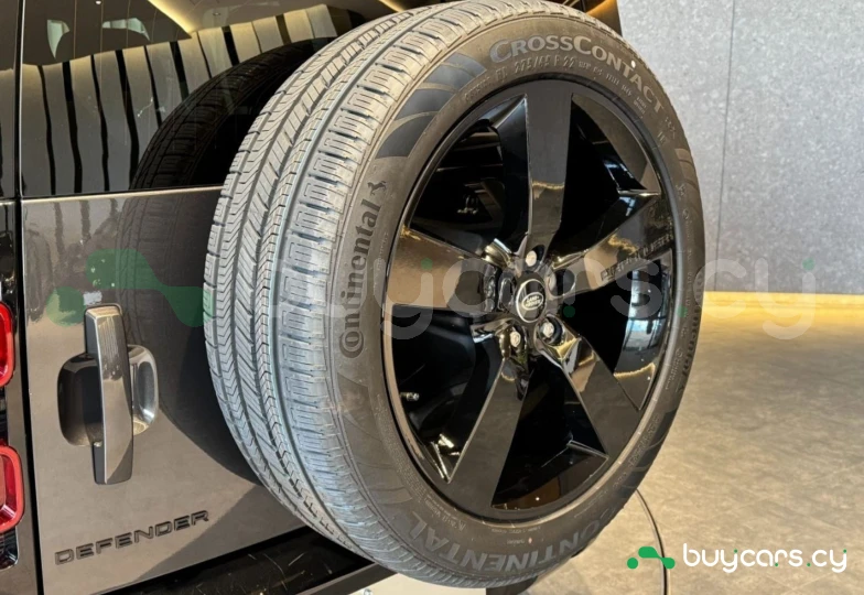 Land Rover Defender Grey