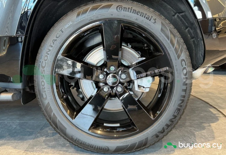 Land Rover Defender Grey