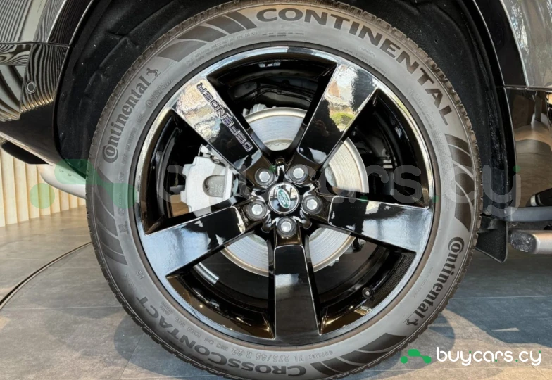 Land Rover Defender Grey