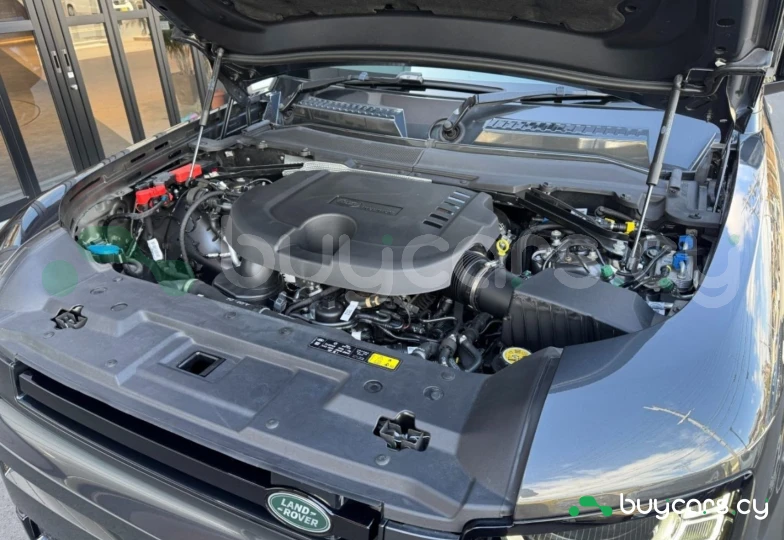 Land Rover Defender Grey