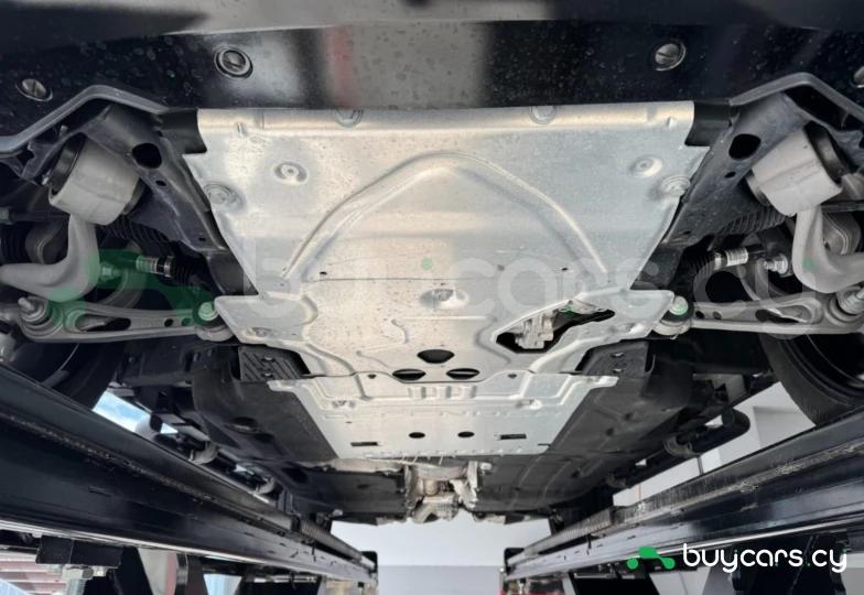 Land Rover Defender Grey